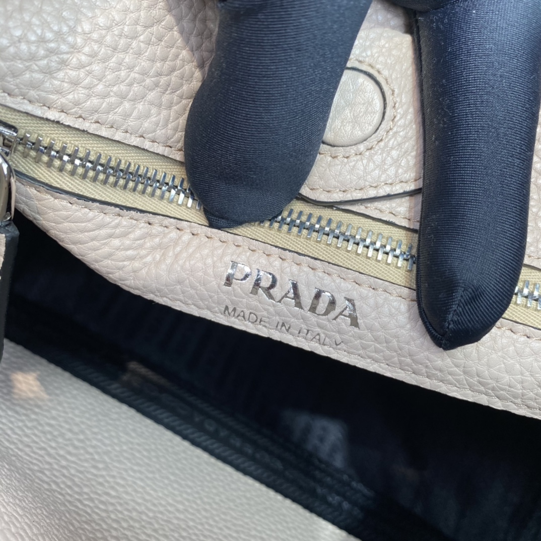 Prada Soft Leather Hobo Bag Shoulder Bag Sand Beige 1BC073